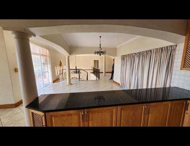 5 BEDROOM HOUSE FOR SALE IN MONTANA PARK